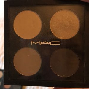 2 MAC Cosmetics eyeshadow quads